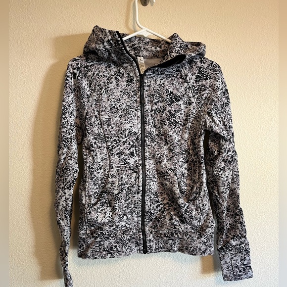 Lululemon Scuba Hoodie *Light Cotton Fleece
Paint Splash Silver Drop Multi - Picture 7 of 10